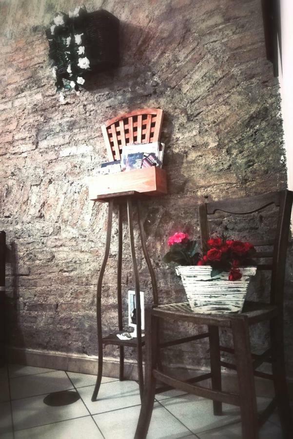 B&B Garibaldi Катания Экстерьер фото